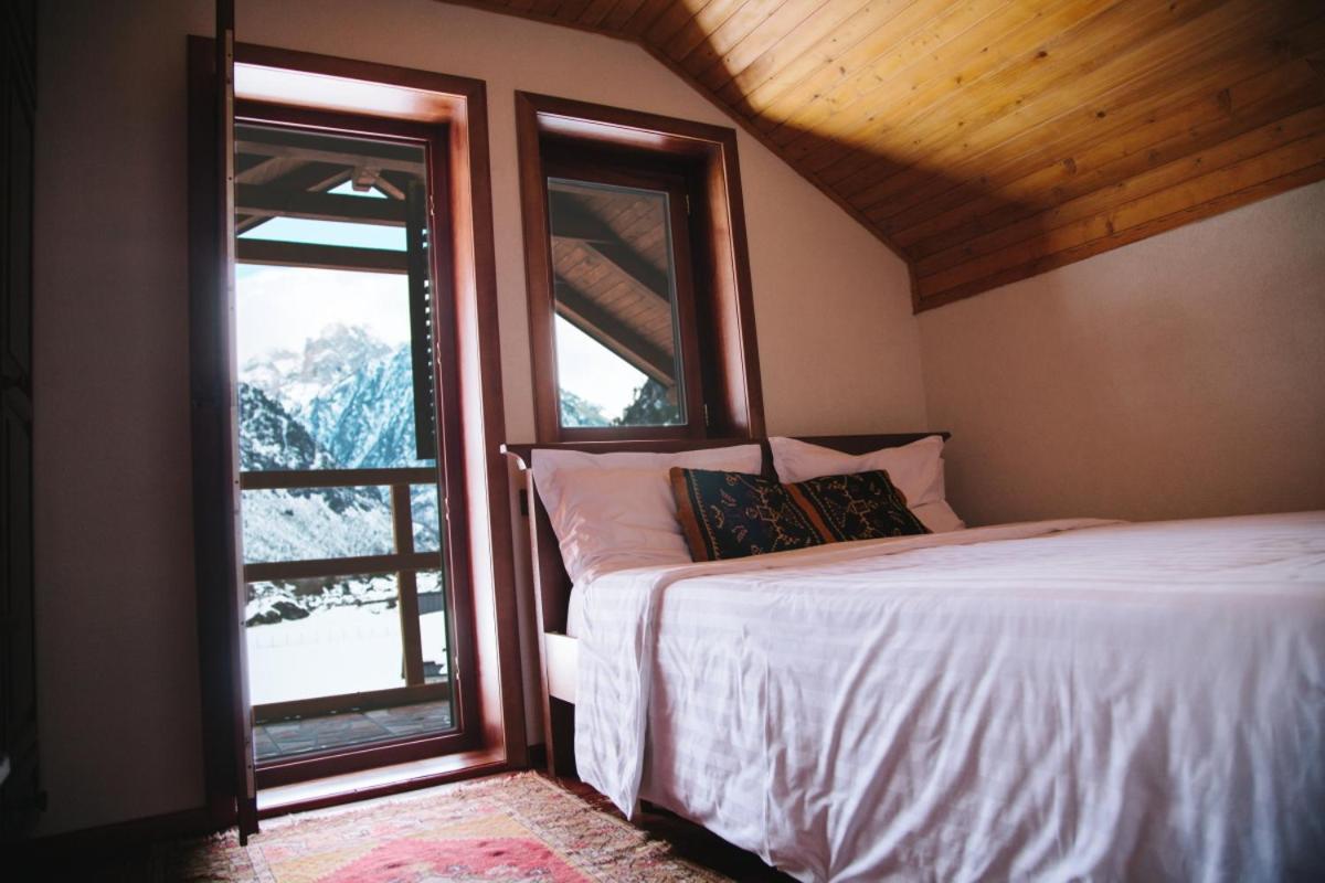 Hostel Rilindja Valbone Extérieur photo
